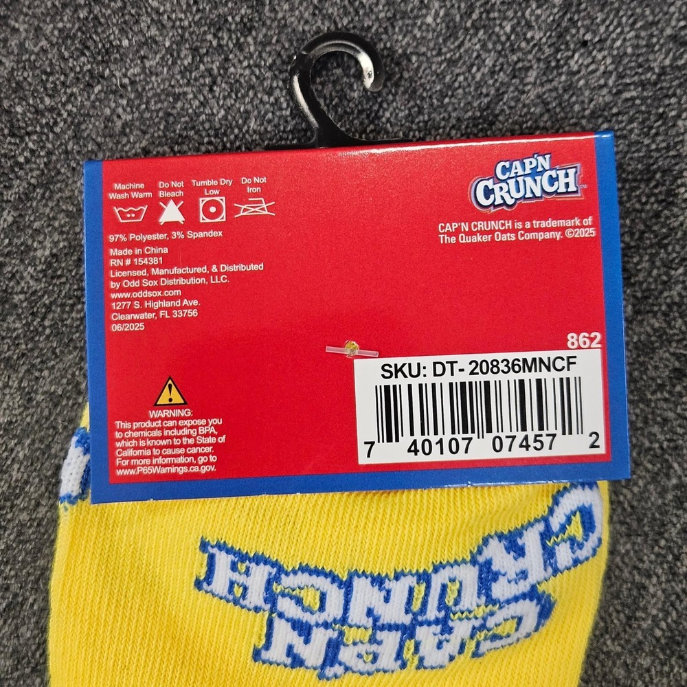 Capn Crunch Crew Socks Men's Shoe Size 6-12 Yellow‎ Character Socks - Picture 4 of 4